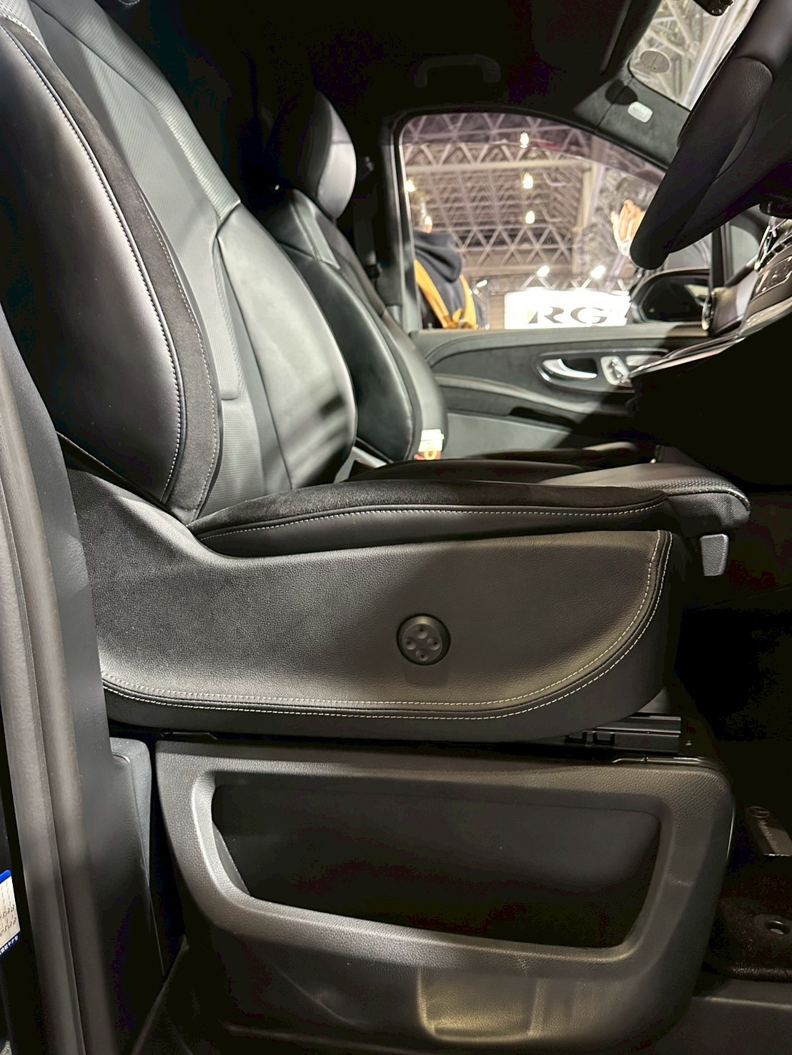 V-Class Seat 4